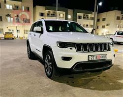 جیپ گراند شیرۆکی